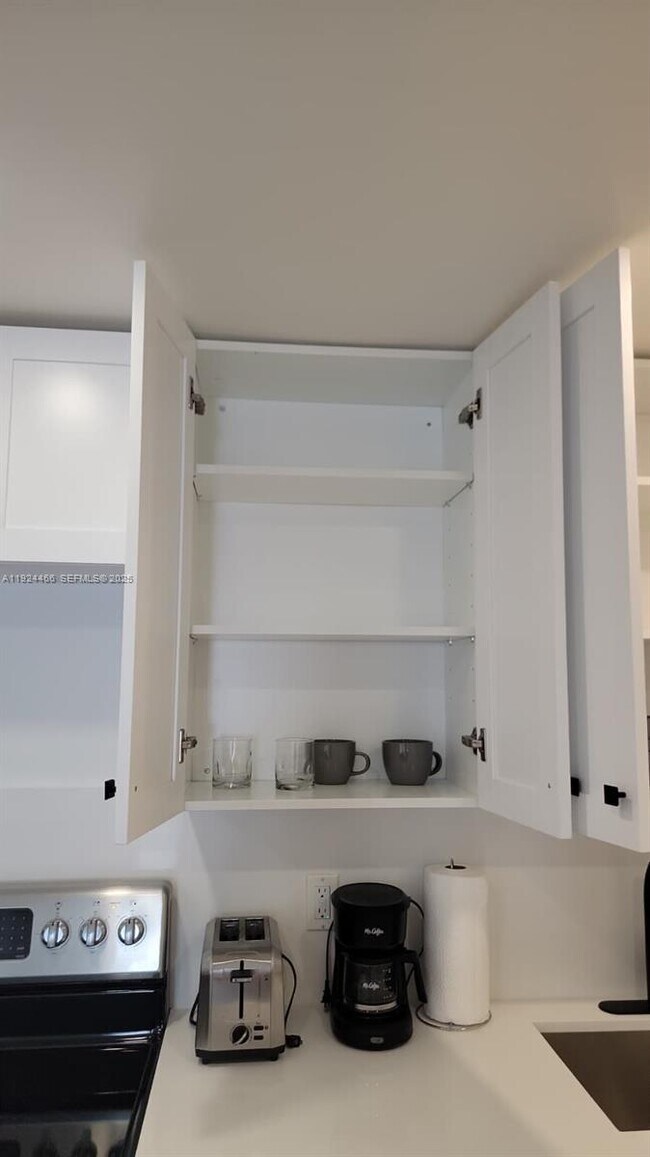 Foto del edificio - 2820 SW 13th St