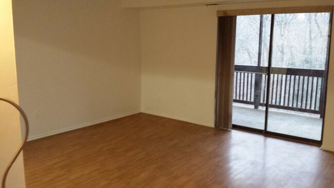 Living Room - 257 Shawmont Ave