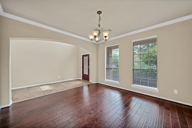Building Photo - 130 S Vershire Cir
