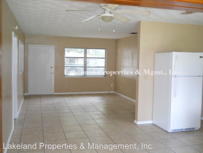 Building Photo - 3 br, 2 bath House - 2245 SW Avenue C