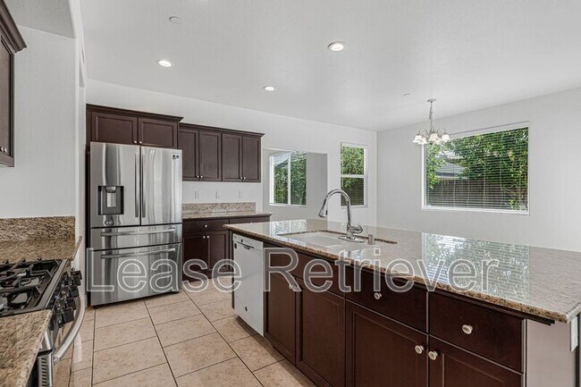 Foto del edificio - 2160 N Stokes Ct