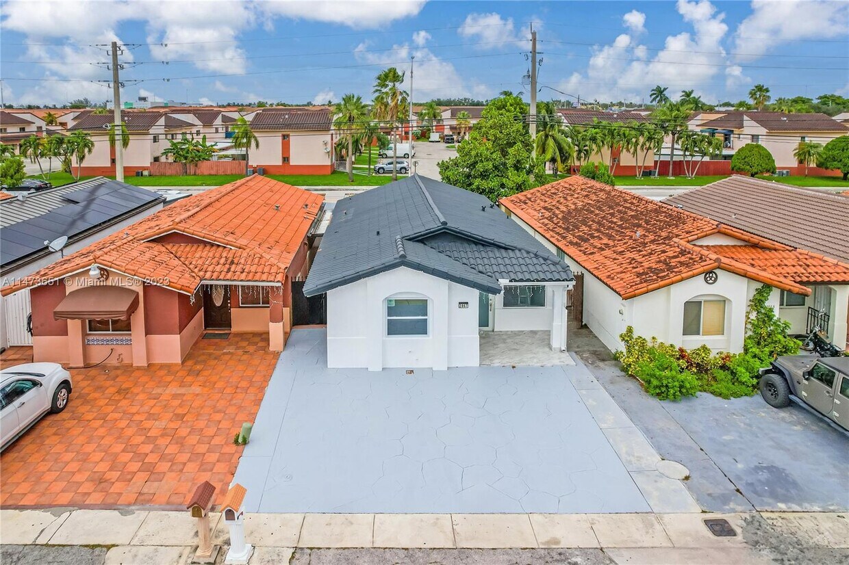 2867 W 75th Terrace, Hialeah, FL 33018 House Rental in Hialeah, FL