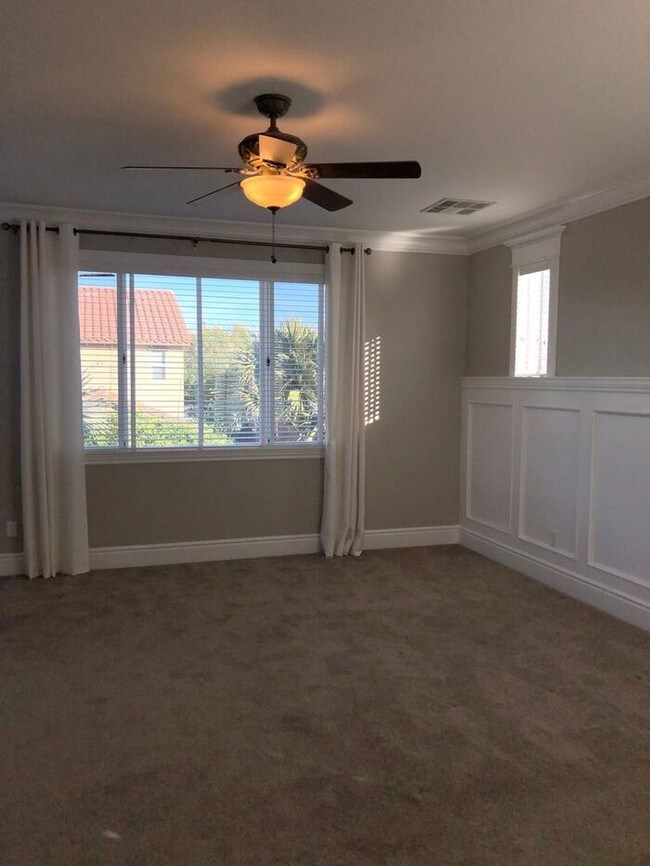 Foto del edificio - 3480 E Comstock Dr