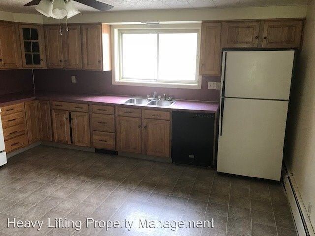Building Photo - 4 br, 2.5 bath House - 350 Mill Road