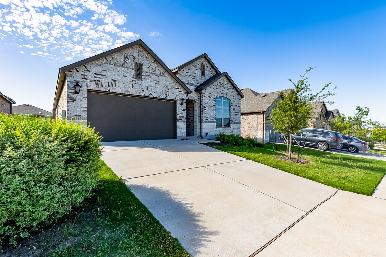 Foto del edificio - 5853 Round Rock Ranch Blvd