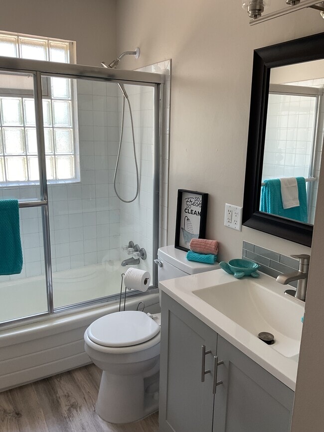 Photo - 1060 Brookcrest Dr House