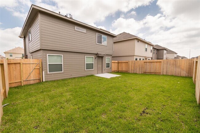 Building Photo - 17019 Andrew Nook Ln