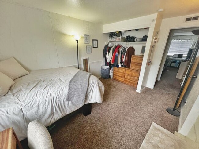 Building Photo - TWO SPOTS at the Old Mill apartments for Fall 2026!