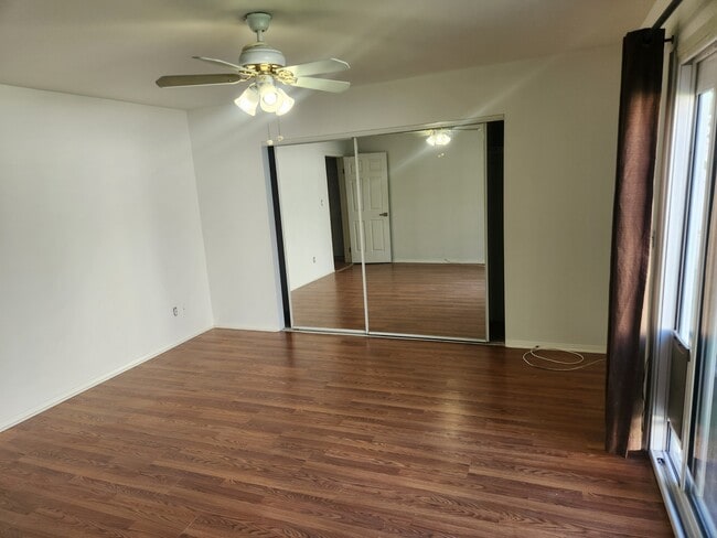 Bedroom - 922 S Bundy Dr