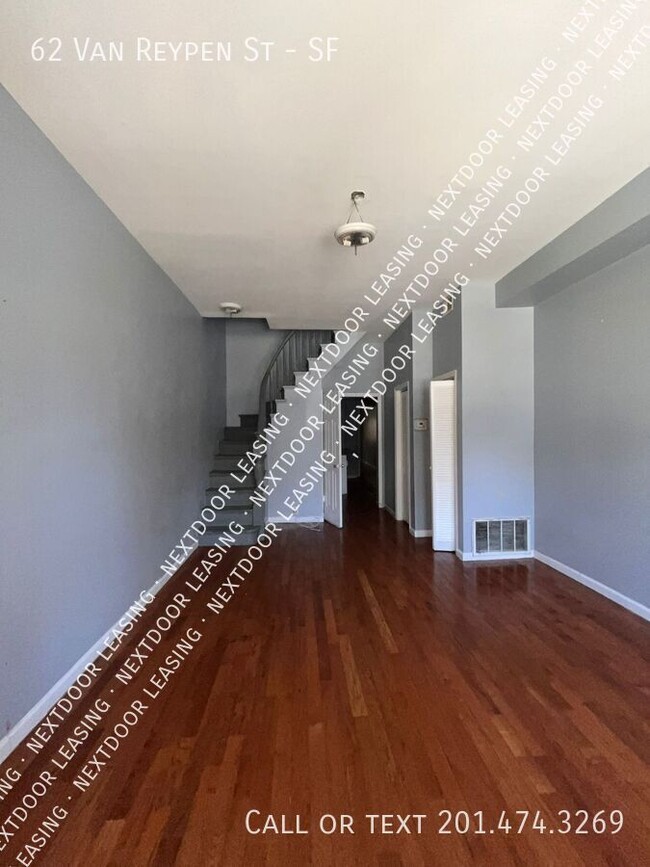 Building Photo - 62 Van Reypen St