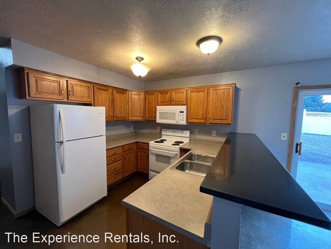 Building Photo - 3 br, 2 bath House - 1602 S Campbell Trail
