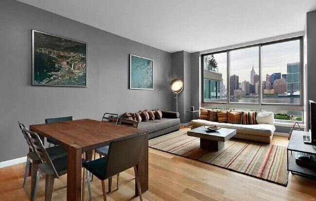 Foto del edificio - 0 bedroom in Long Island City NY 11101