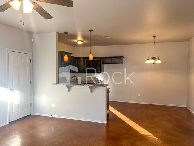 Foto del edificio - 1837-39 Post Oak Rd Duplex