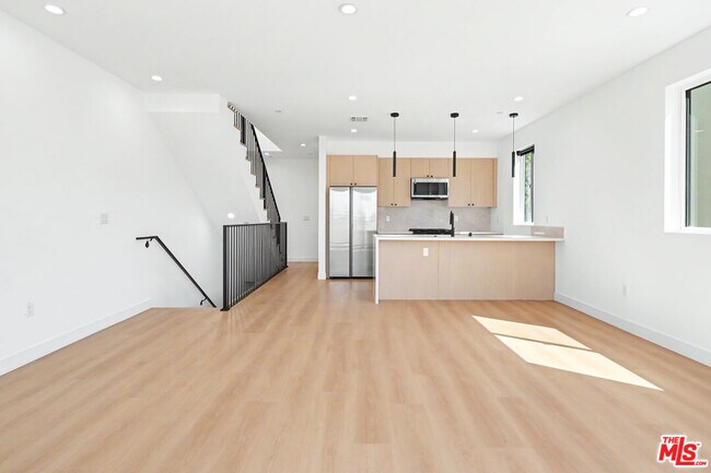 Foto del edificio - 6212 Banner Ave