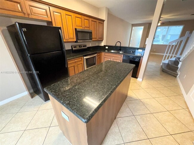 Building Photo - 3622 Oleander Terrace