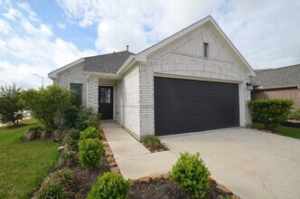 Building Photo - 8230 Blue Fish Dr