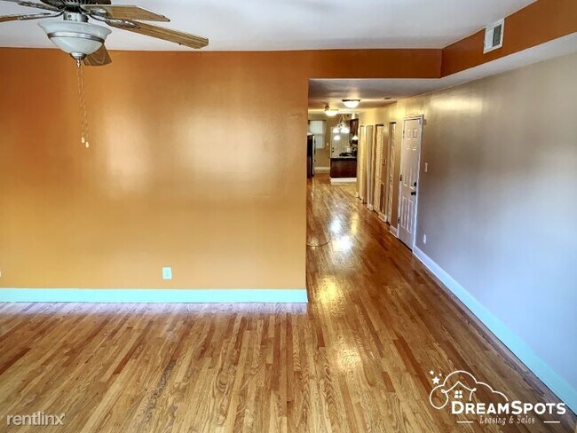 Foto del edificio - 6744 S Merrill Ave