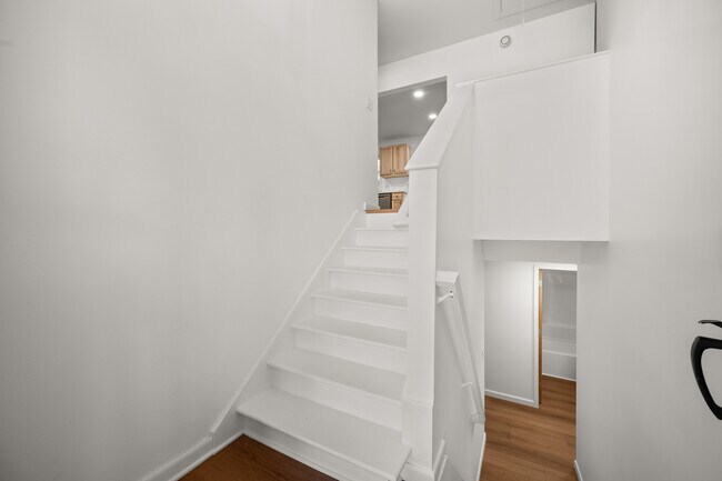 Foto del edificio - 341 N View St