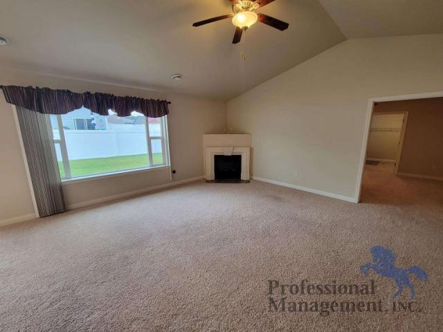 Foto del edificio - 3 bedroom in Billings MT 59105