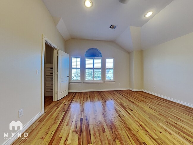 Foto del edificio - 321 Sandman St