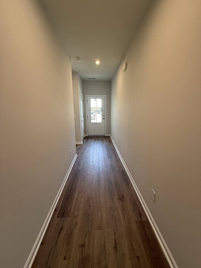 Building Photo - 4319 Hartshorn Cir