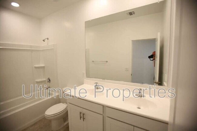 Foto del edificio - 25454 N 144th Dr