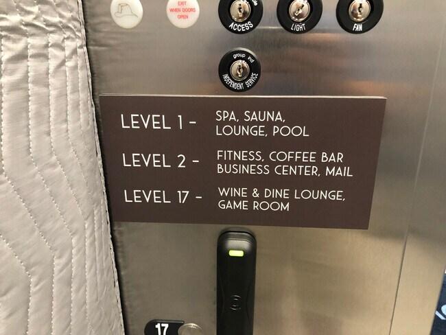 Foto del edificio - 13222 Ballantyne Corporate Pl