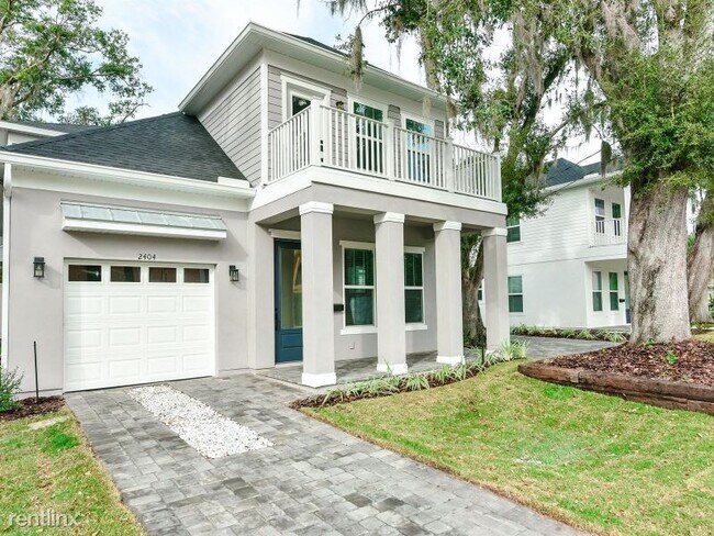 Foto del edificio - 3 br, 2.5 bath Townhome - 2404 Amherst Ave