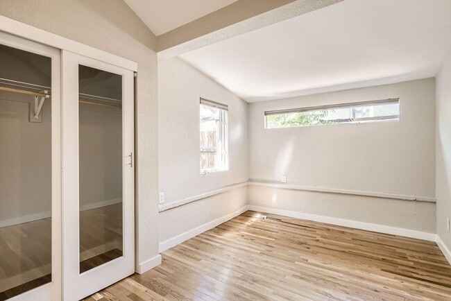 Building Photo - Adorable 2Bed/2Bath Home in Congress Park