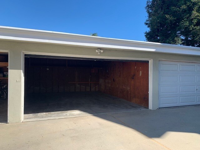 Building Photo - 25838 Cypress St