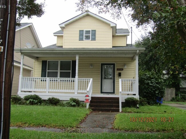 Photo - Lafayette House