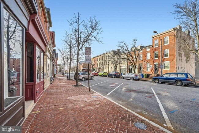 Building Photo - 19 S Carrollton Ave