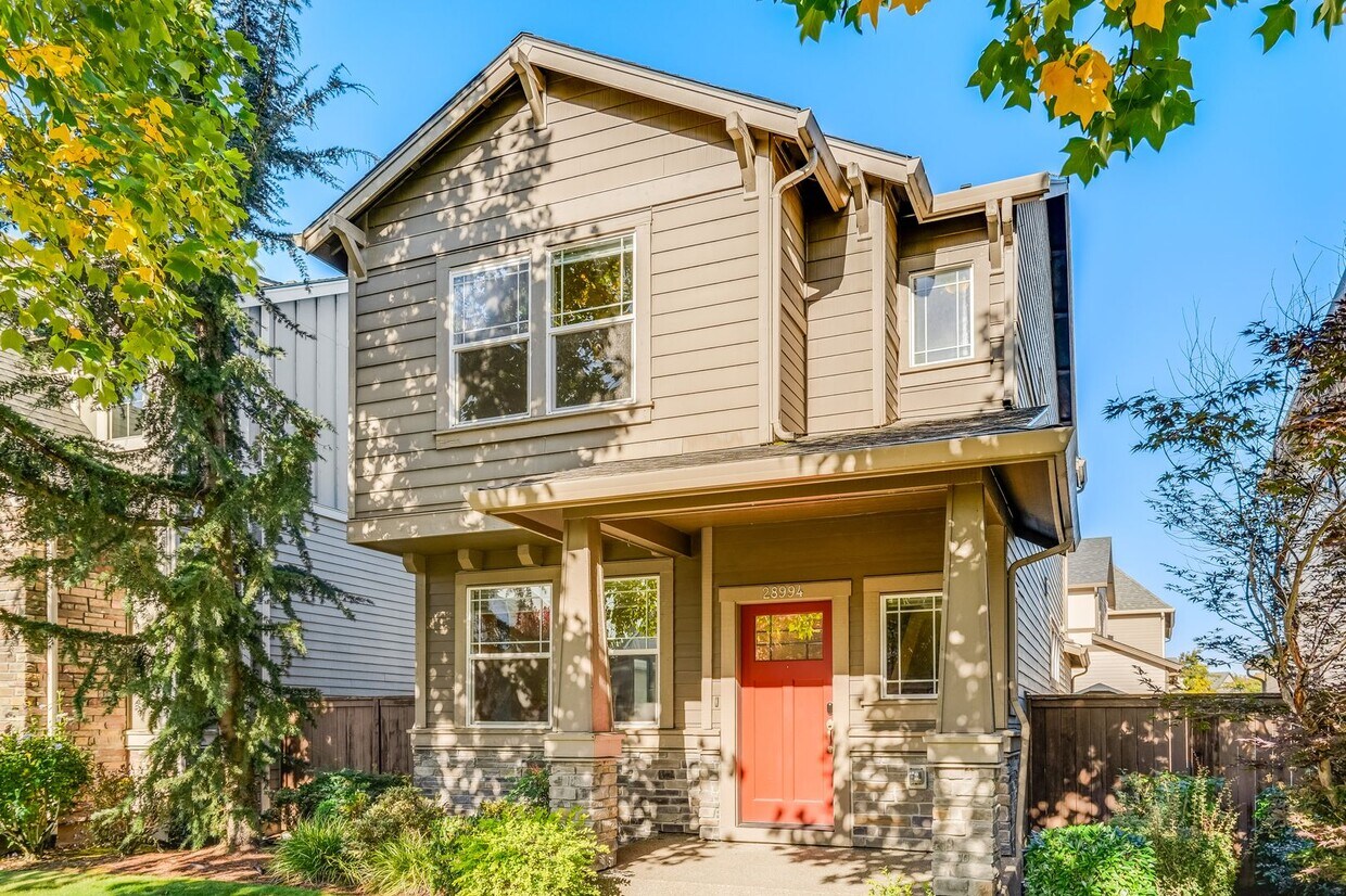 Foto principal - Beautiful 3 Bed, 2.5 Bath Rental Home in W...