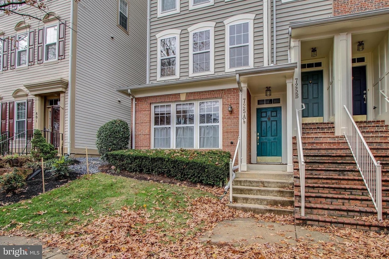 725 Main St, Gaithersburg, MD 20878 Townhouse for Rent in