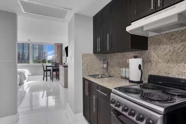 Building Photo - 19201 Collins Ave