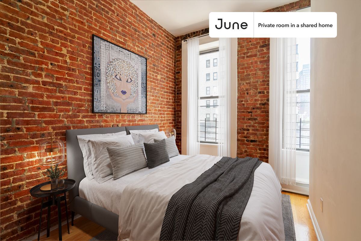 Private bedroom in 4 bed/4 bath Home - Private bedroom in 4 bed/4 bath Home