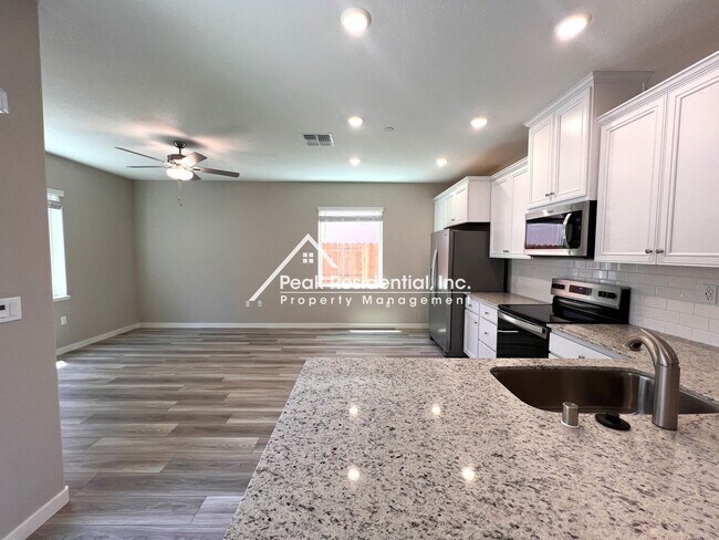 Building Photo - 2973 Bowery Ln