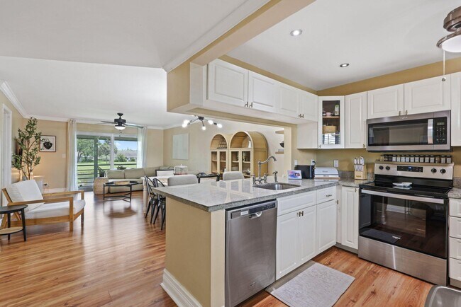 Building Photo - 2700 Fiore Way