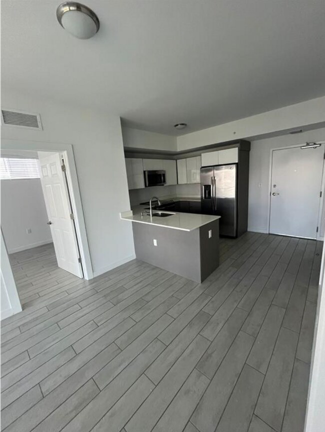 Foto del edificio - 321 NE 26th St