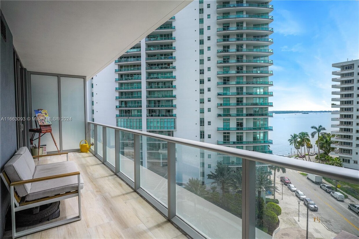 Balcony - 1300 Brickell Bay Dr