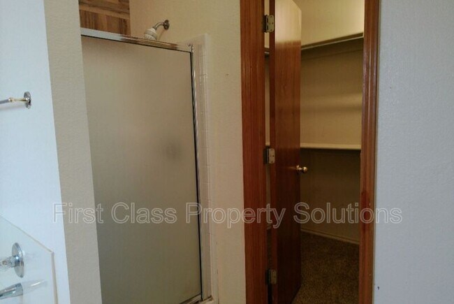 Foto del edificio - 2208 SW 138th St
