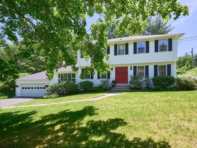 Building Photo - 18 Townsend Dr