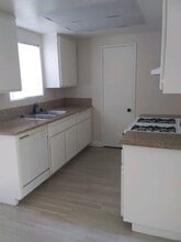 Building Photo - 831 N Corvette Dr