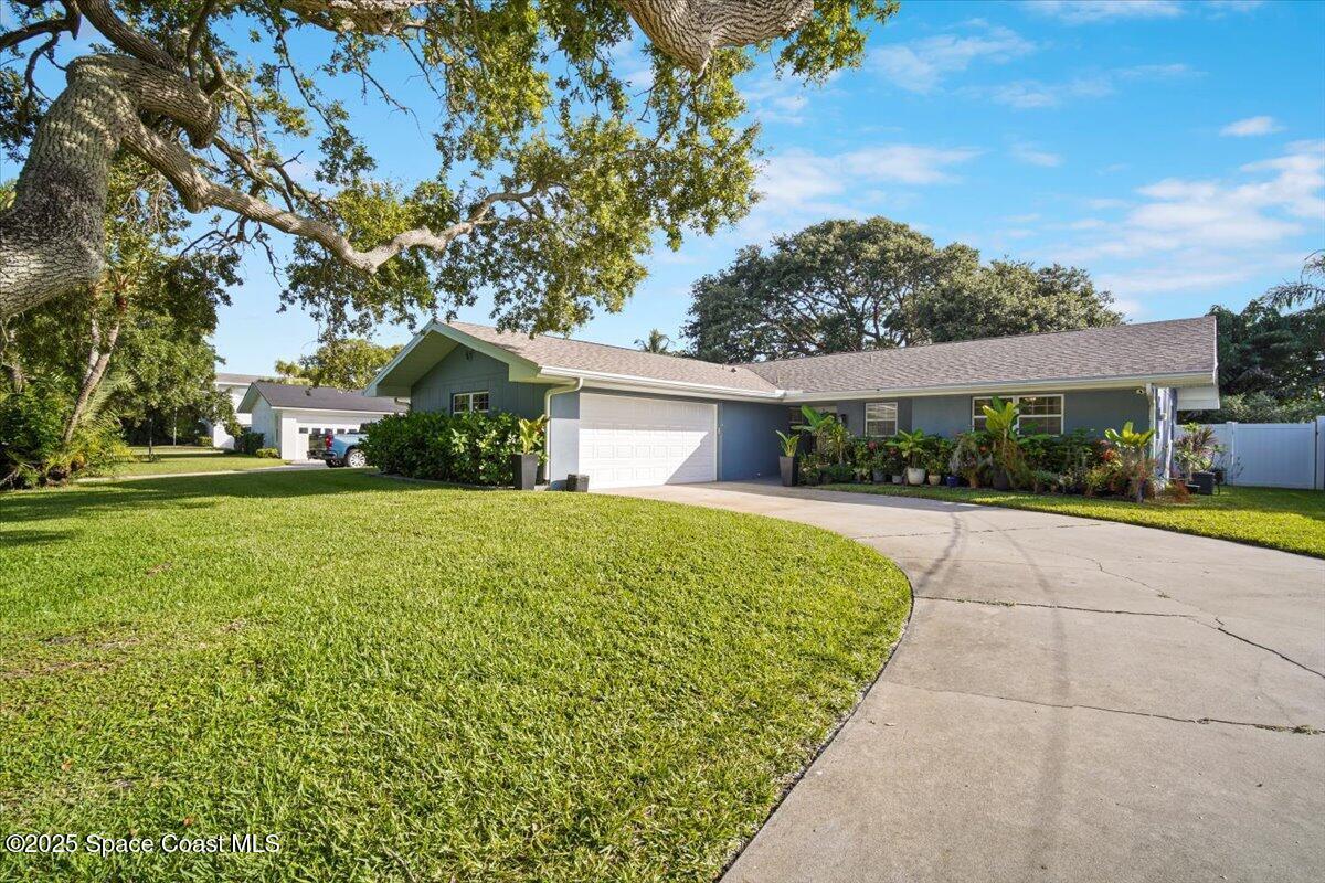 Foto principal - 1158 Samar Rd