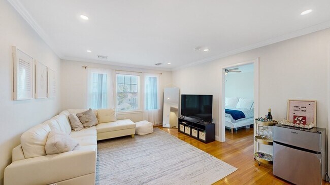 Foto del edificio - 35 Crosby Rd