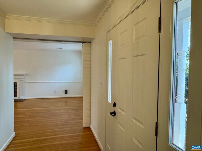 Foto del edificio - 3176 Crossfield Ln