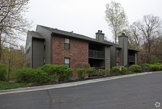 Building Photo - Hillsborough Apartments