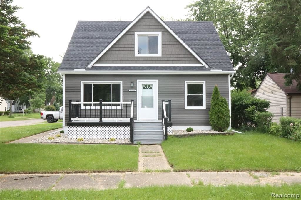 Primary Photo - 35209 Barton St
