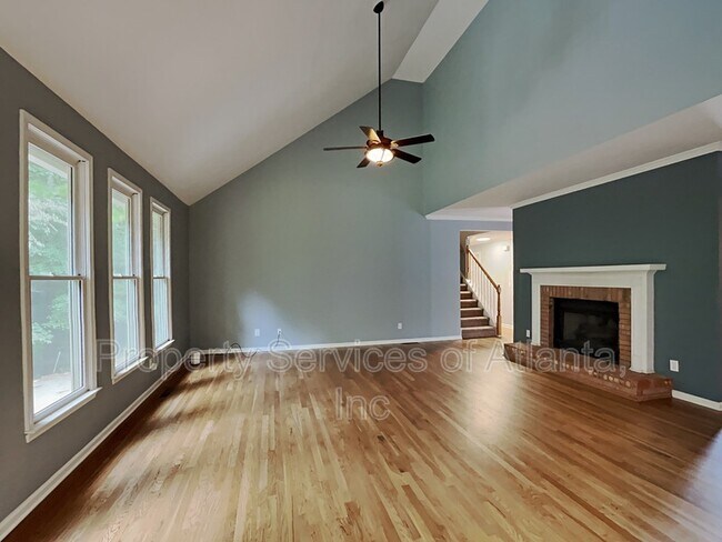 Foto del edificio - 5082 Sherrer Dr NW