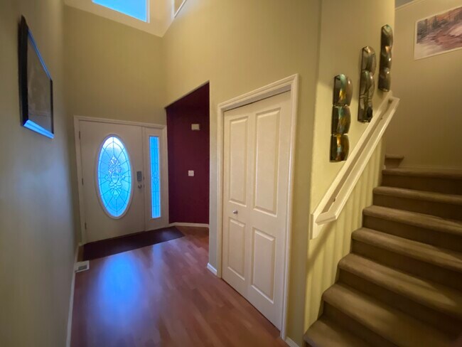 Building Photo - 2443 Hillbrook Cir